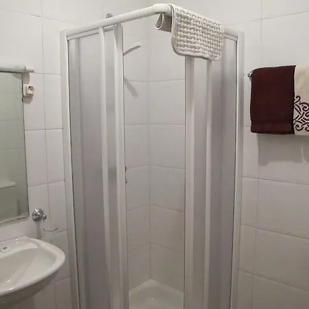Casa Da Cerveira Quarto em Acomodações Particulares
